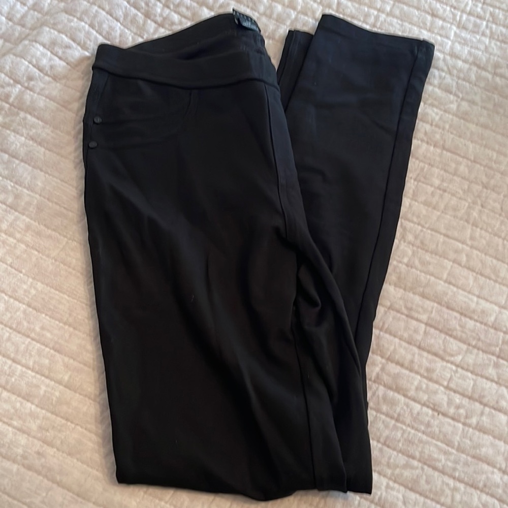Sanctuary brand black legging.